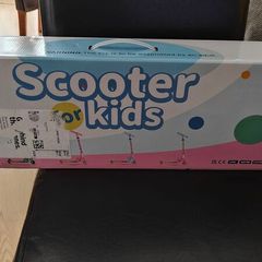 BELEEV V2 Scooters for Kids with Light-Up Wheels