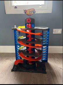 Hotwheels Mega Garage