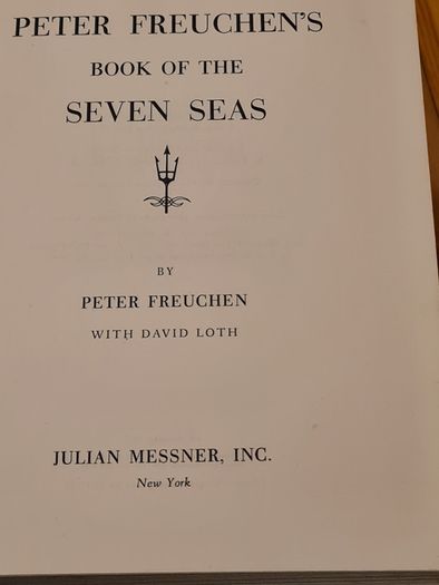 Book Of The Seven Seas By Peter Freuchens. Hardback  Dustjacket 512 Pages LARGE VOLUME BOOK.