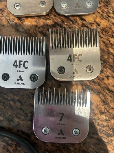 Andis Ultra dog clippers with blades . One blade brand new