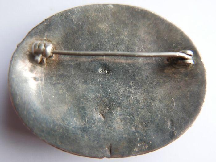 Antique Sterling Silver 925 Hallmarked Gem Set Brooch 2 inches Safety catch 15,3g