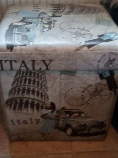 Italian Vintage Style Storage Cube
