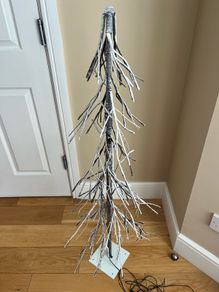 "4" Lit Branch Tree
