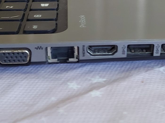 HP ProBook 455 G2, AMD A6 PRO-7050B R4, 5 Compute Cores 2C + 3G, 2.2GHz, 4 GB Ram, 300GB HDD, windows 10, Microsoft Edge, Chrome and VLC