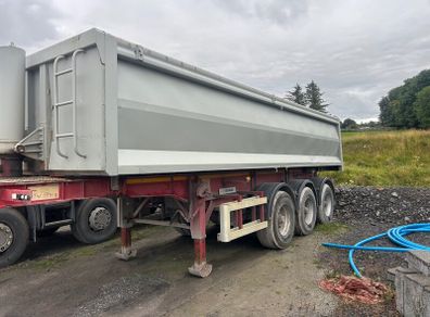 Dennison tipping trailer