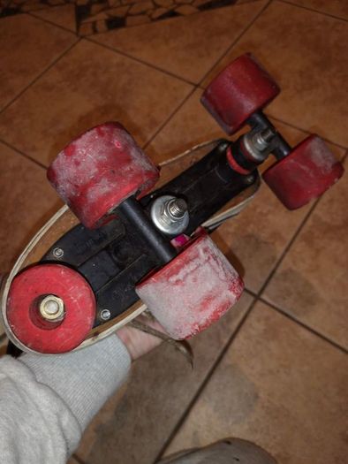 vintage roller skates