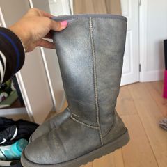 Ugg
