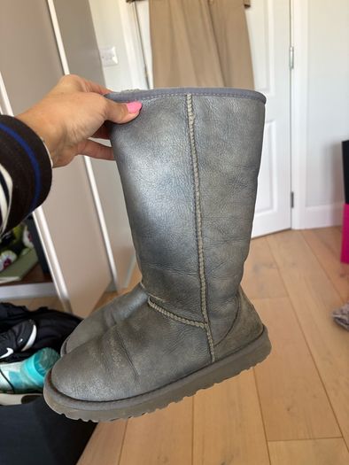 Ugg