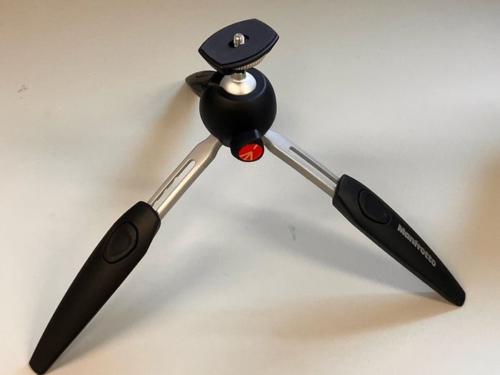 Manfrotto PIXI EVO 2-Section Mini Tripod