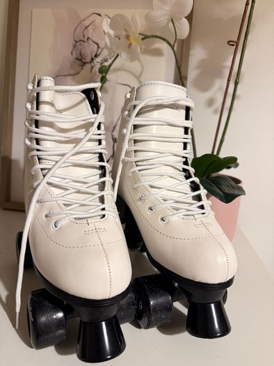 Roller Skates Size EU38 UK5