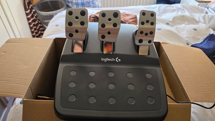 Logitech G29 - PlayStation - Used once