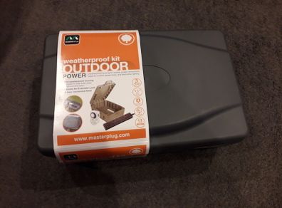 Outdoor waterproof socket kit