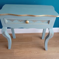 Console table