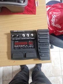 electric guitar  effect pedal