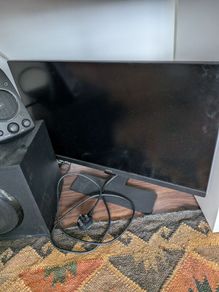 27 inch led monitor (BENQ)