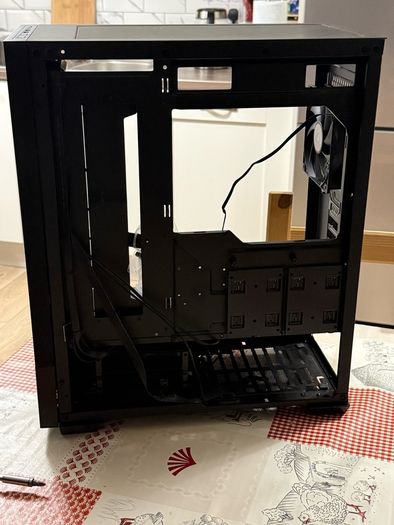 PC Case + 3 Fans