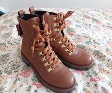NEXT genuine leather trekking boots, size 4. RRP 105 euro