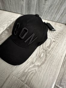 BNWT Black Cap