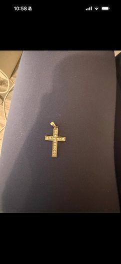 9k Gold Cubic Zirconia women's cross pendant