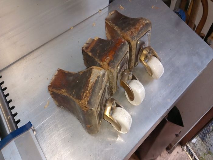 3 vintage porcelain casters