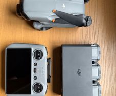 DJI Air 3 Fly More Combo