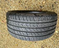 1x tyre 275/35/19