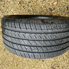 1x tyre 275/35/19