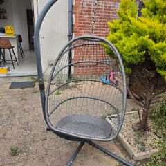 hanging egg chair
