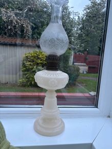 Antique Paraffin Oil Lamp Open to Offers