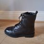 Leather woman's boots Image 4