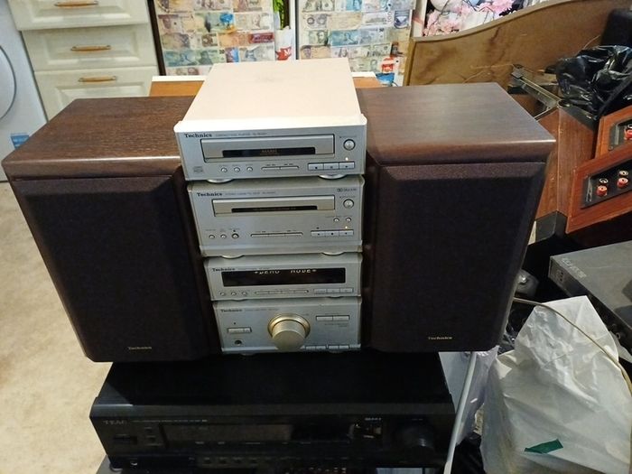 Technics cd,radio and cassette deck. With remote control.