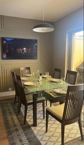 Calligaris Extendable Dining Table and Chairs