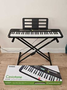 Casio LK-S250AD 61-Key Touch-Sensitive Light-Up Keyboard + Stand + USB-C Cable, Perfect Condition