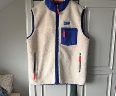 Delivery Included - Patagonia Men's Fleece Gilet Large