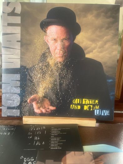 Tom Waits - Glitter And Dome Live (plus 7" and gig ticket)