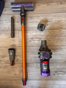 Dyson V8 Absolute
