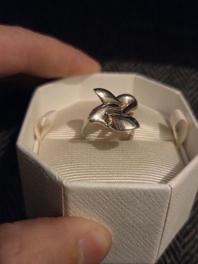 925 Sterling Silver Modernist Ring - Size 6/M