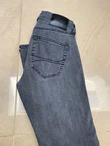 Hollister boys jeans