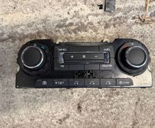 2010 Skoda Octavia vRS Radio surround/Climate control panel