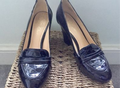 Clarks Black Patent croc loafers court shoes