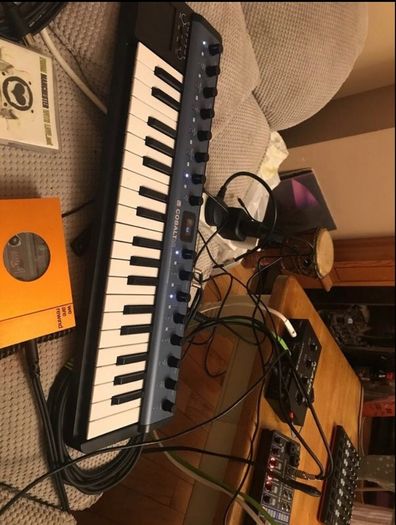 synth modal cobalt 5 s