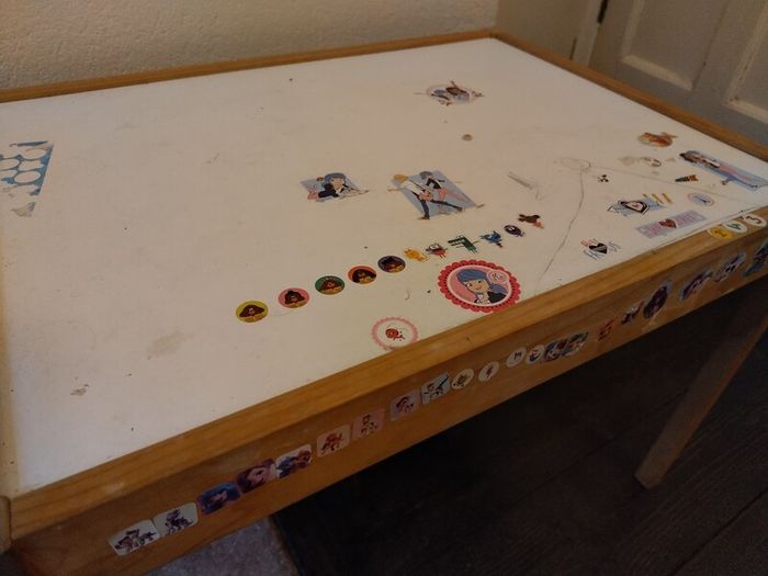 toddler table and chair