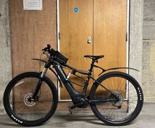 Giant Fathom E+2 29er Electric Bike 500W 2022 Excellent Condition