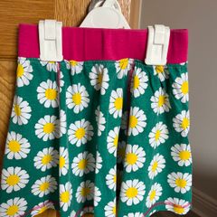 Max green daisy skirt