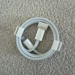 Original iphone lighting cable