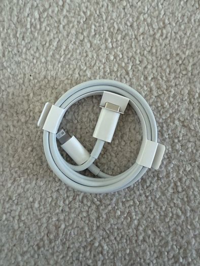 Original iphone lighting cable