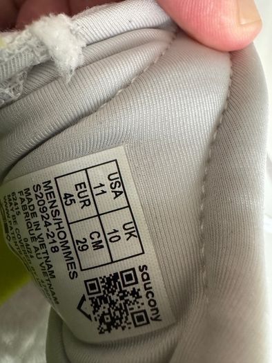 Saucony Ride 17 Mens size 10