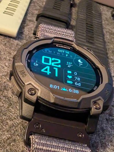 Garmin Instinct 3 45mm Amoled