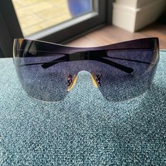 Sunglass