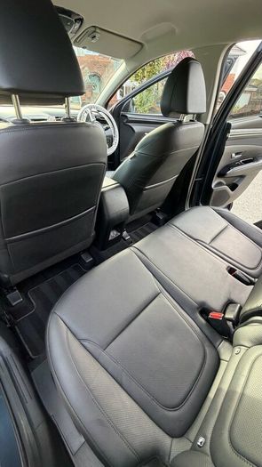 2021 Hyundai Tuscon Executive Plus HEV 94,000km
